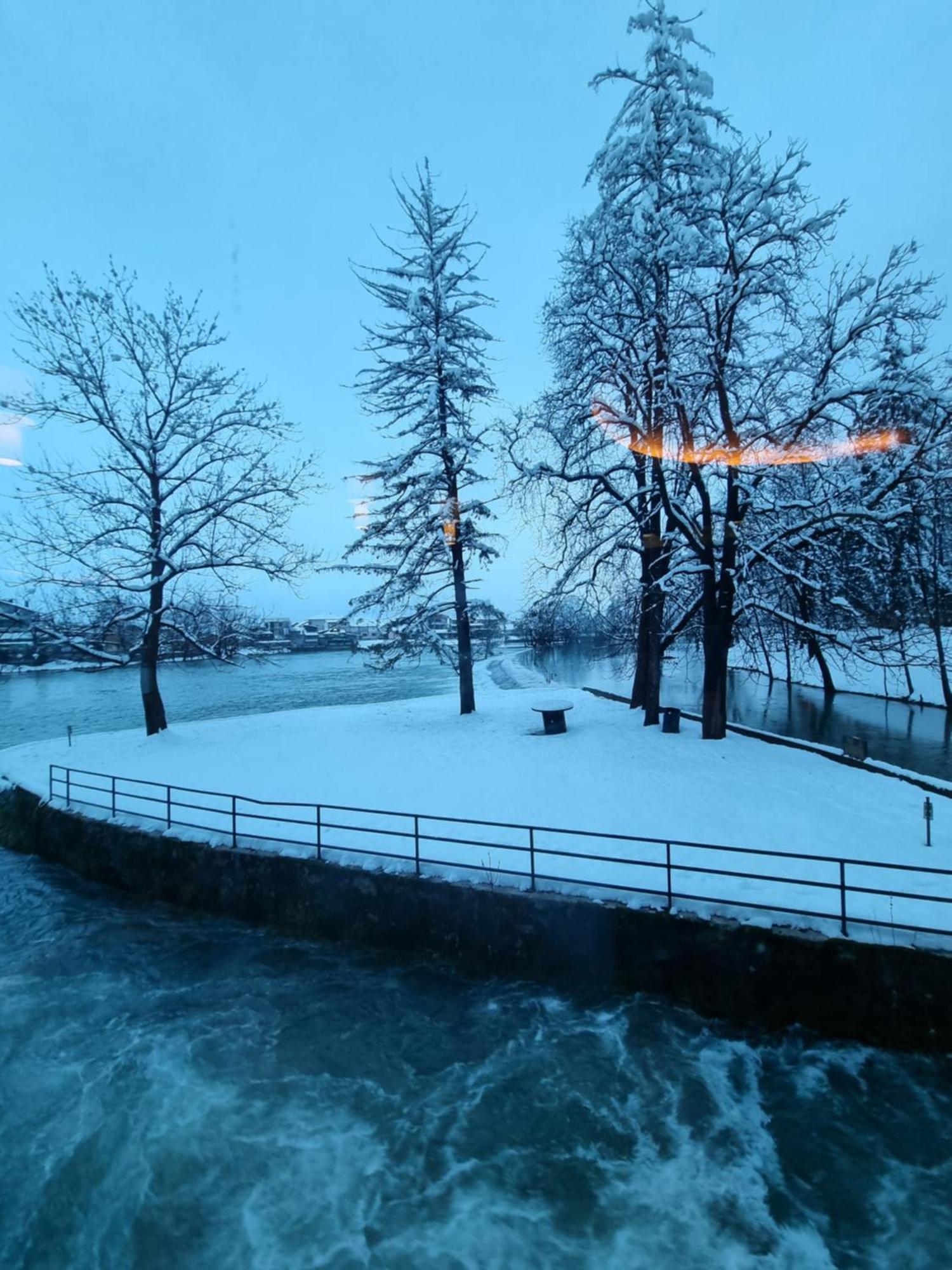 Hotel Paviljon Bihać 外观 照片