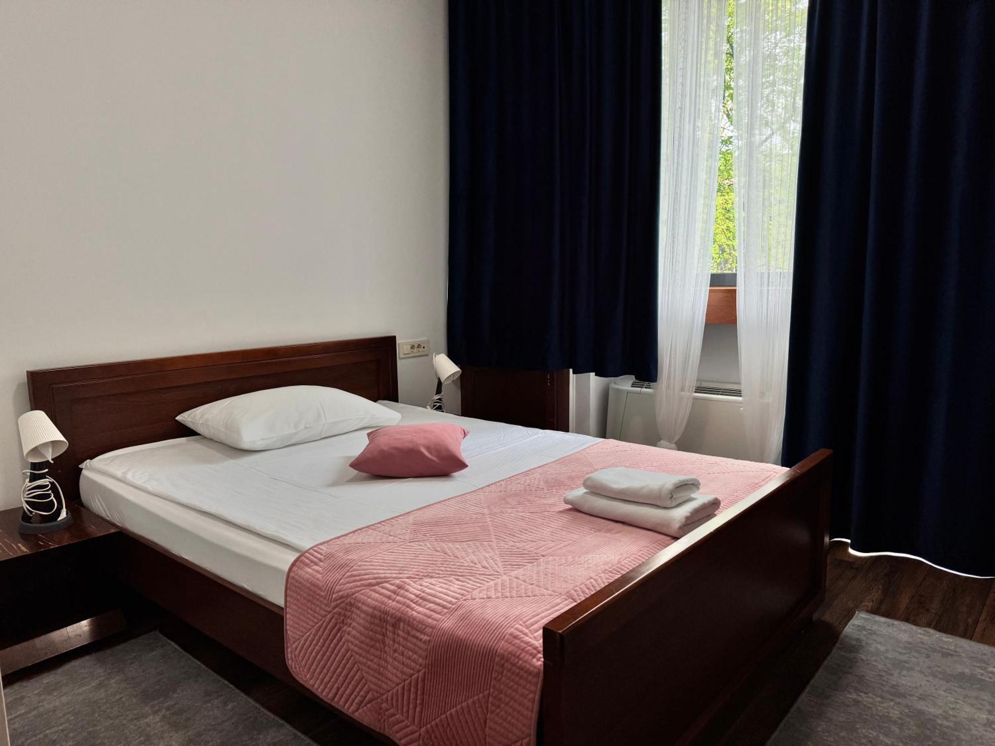Hotel Paviljon Bihać 外观 照片