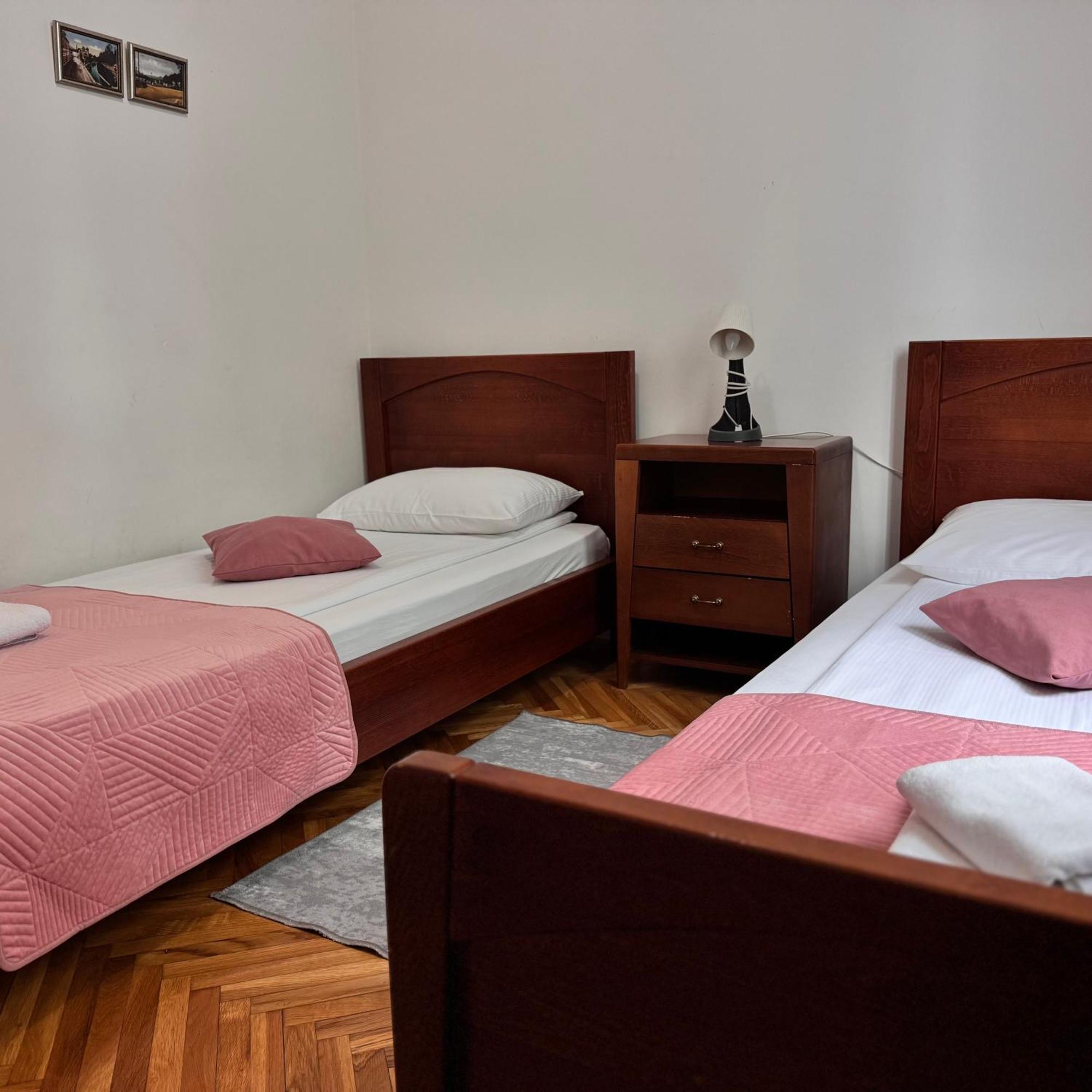 Hotel Paviljon Bihać 外观 照片