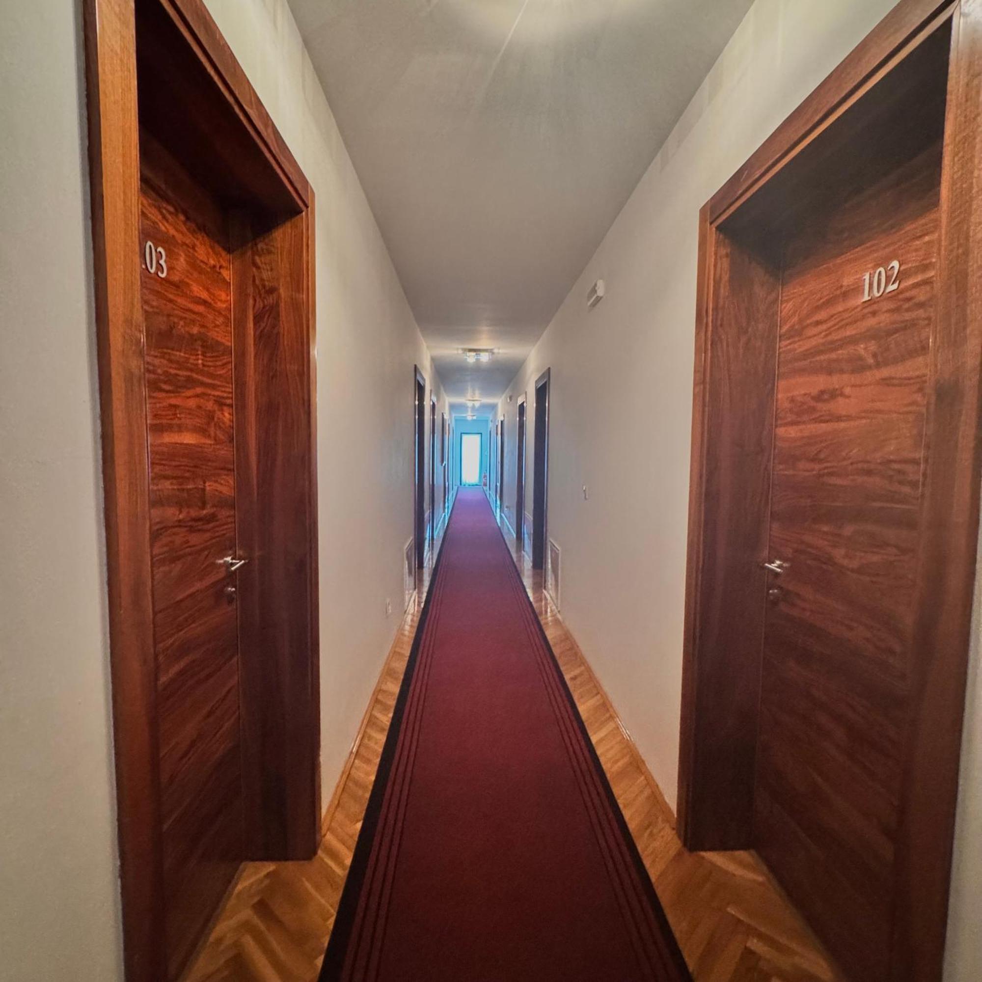 Hotel Paviljon Bihać 外观 照片