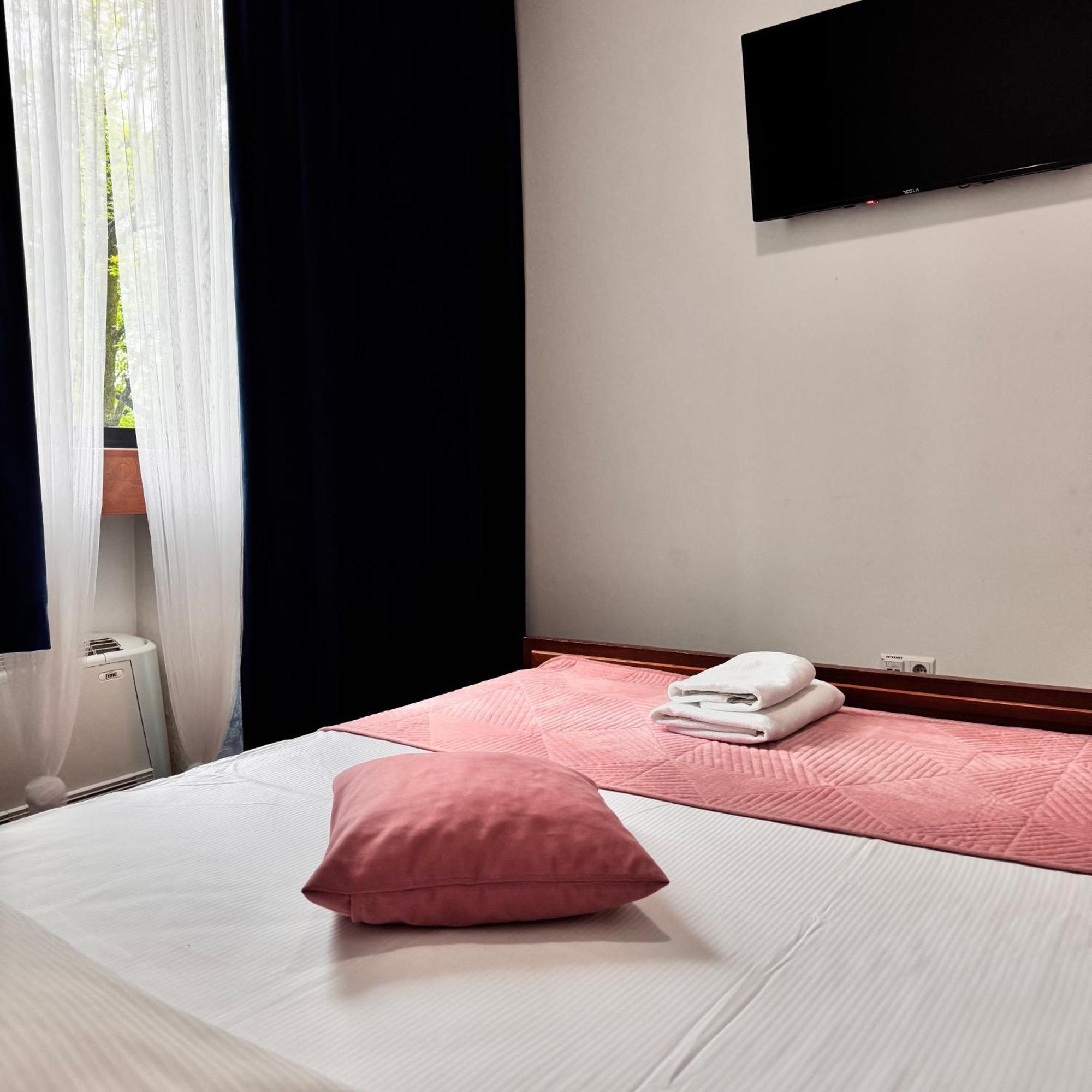 Hotel Paviljon Bihać 外观 照片